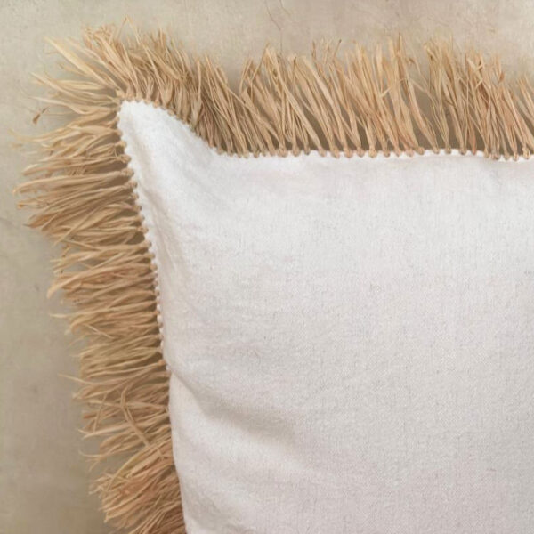 Coussin artisanal Raffy blanc Marrakech Vision Originale